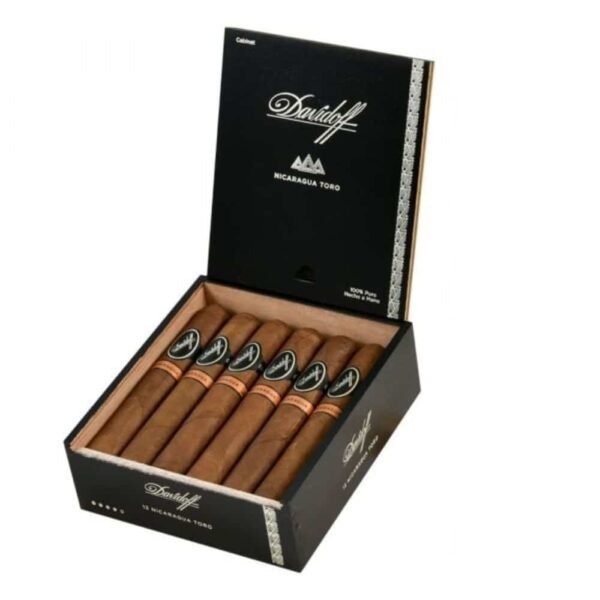 dvnto-x12-1-1.jpg Davidoff Nicaragua Toro Cigars